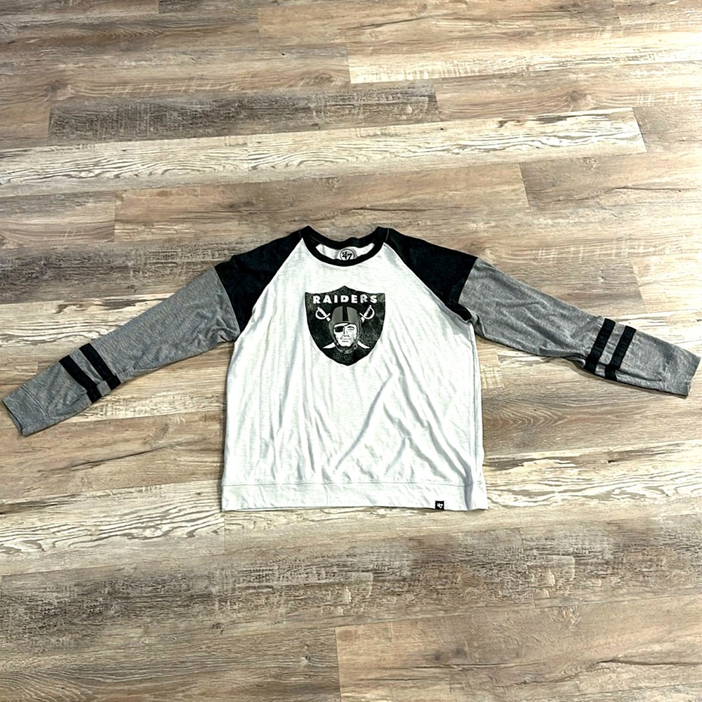 Women’s Raiders long sleeve size L